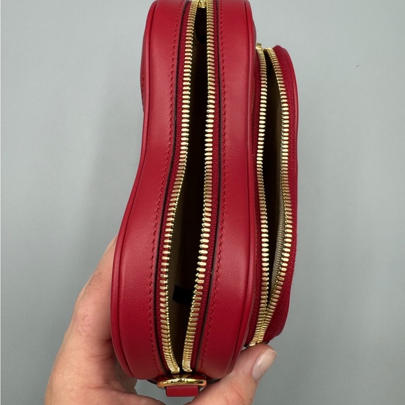 Gucci heart interlocking red crossbody - Picture 8 of 13